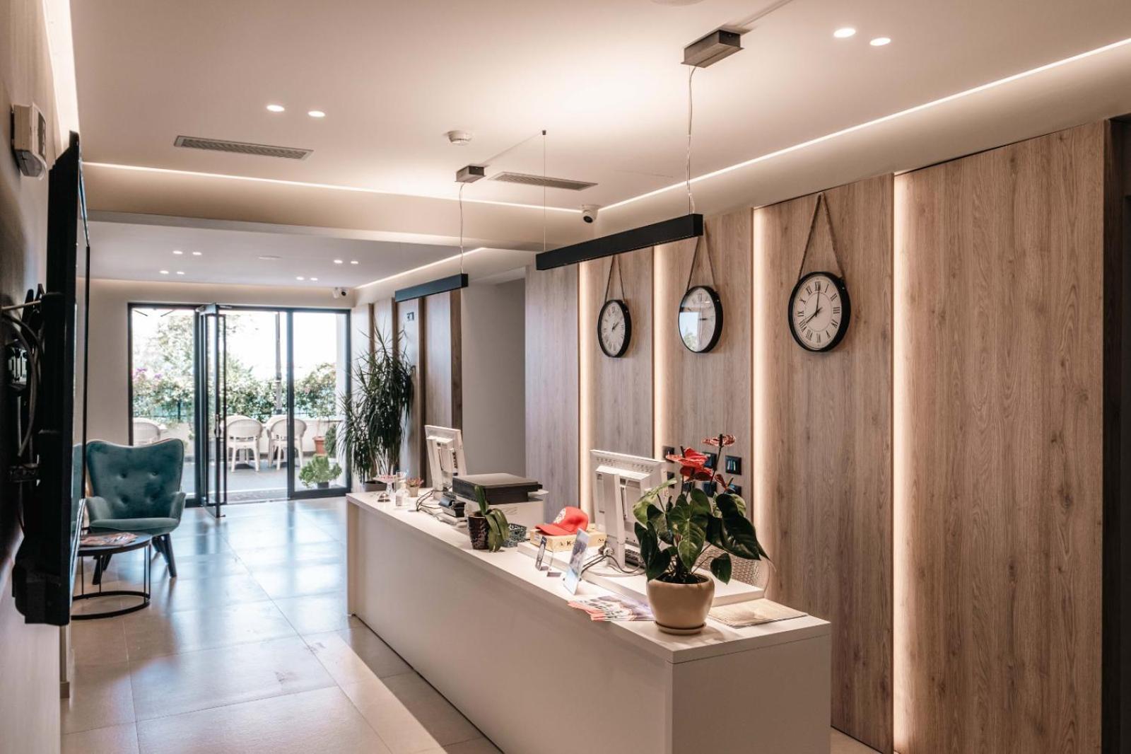 Portanova 4* Sarandë